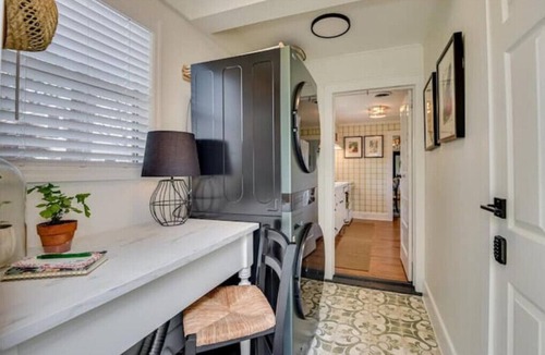 Aiken House | Poplar Cottage, near Bruce’s field, Horse District .