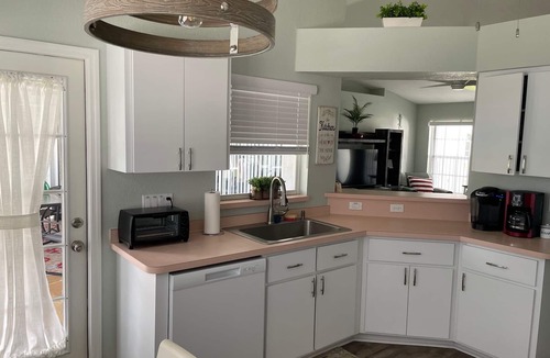 Port Charlotte House | Port Charlotte SWF-safe- A+area-3bd, 2bth, HEATED Salt pool, renovated— pet OK.