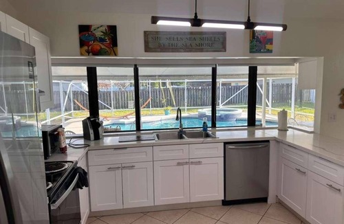 Port Saint Lucie Hotel | Port St Lucie 3BD -2B