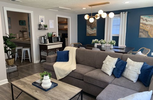 Whitemarsh Island House | Posh Pad Near Downtown and Tybee Beach