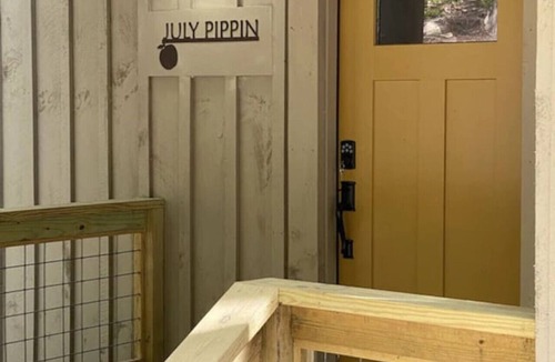 Highlands Cottage | PRICE DROP! New Lower Rates Just for Spring