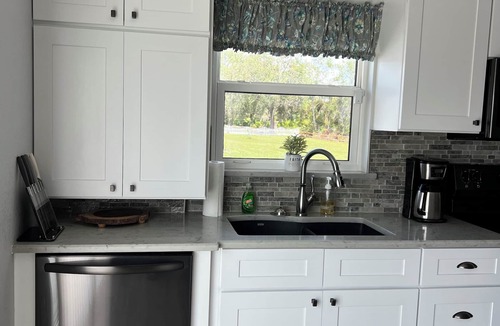 Punta Gorda House | Private and nicely decorated guest house in a peaceful area. Full amenities!