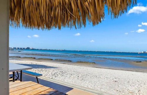Bayview House | Private Beach, 2 Pools & Hot Tub