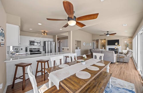 Surf City House | Private Beach Access | Hot Tub | Pingpong/Foosball