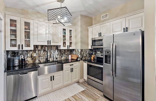 Coquina Key House | Private Boho Wellness Retreat — Sauna, Cold Plunge & 3BR Bliss