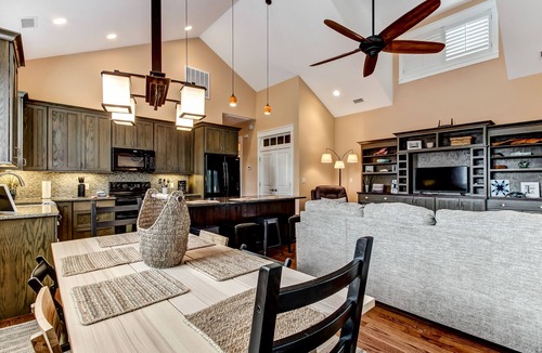 Tybee Island House | Private Cottage W/Spa and Pool. Fall rates are GREAT! Spa only after Nov 1st