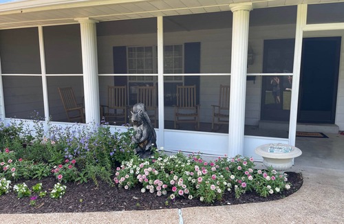 Grubville House | Private Lake Farm Retreat - 5 Homes - 1hr from STL