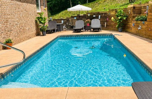 Ellijay Apartment | Private Peaceful Pool Suite— minutes From Cartecay River for tubing fun! Restful