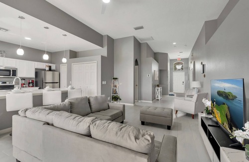 Calabay Parc House | Private Pool 4-bedroom house with AC and WiFi close to Disney!