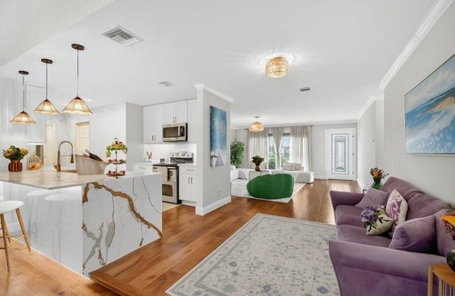 Tropic Palms House | Private Pool Oasis in the Heart of Delray Beach | 4BR Sleeps 10 | Heated Pool | Pet-Friendly