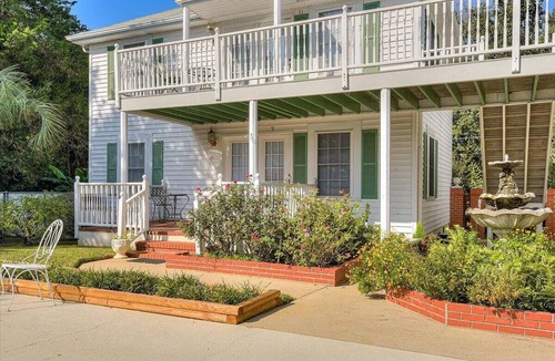 Aiken Apartment | Private Poolside Retreat & Cozy 1BR Near Aiken Countryside