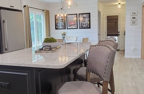 Flowery Branch House | Private Retreat - Close to Lake Lanier and Road Atlanta