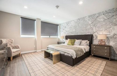 Bradenton House | Private Room with Kitchen & Bath 3