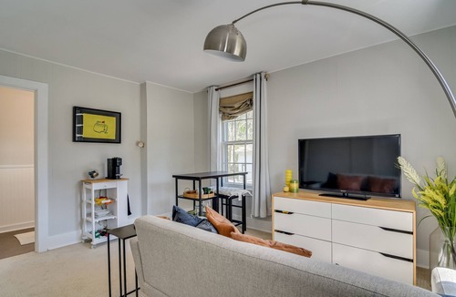 Midtown House | Private Suite for the Master's