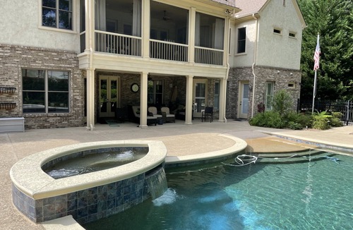 Sugar Hill House | Private Vacation Resort: Pool, Spa, Gym, Kitchen, Laundry, in Tranquil Setting
