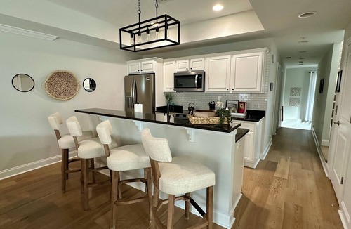 Bluffton House | Promenade Place, Old Town Bluffton’s PRIME location
