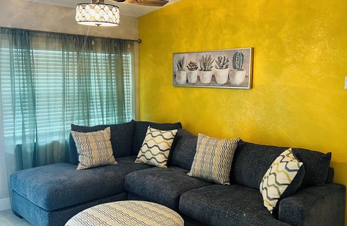Northwest Orlando House | PROMO NOW: 6 Bedroom Home with a Clue Game Theme in Orlando