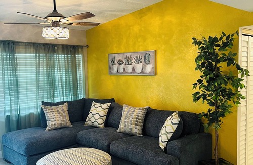 Northwest Orlando House | PROMO NOW: 6 Bedroom Home with a Clue Game Theme in Orlando