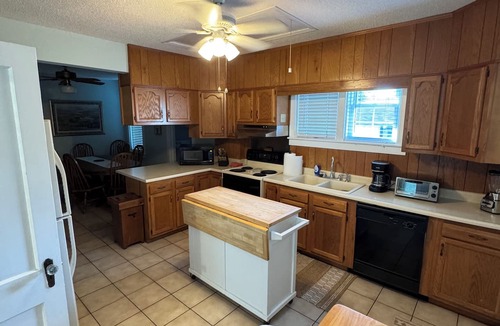 Garden City House | Quaint Southern Home with porch