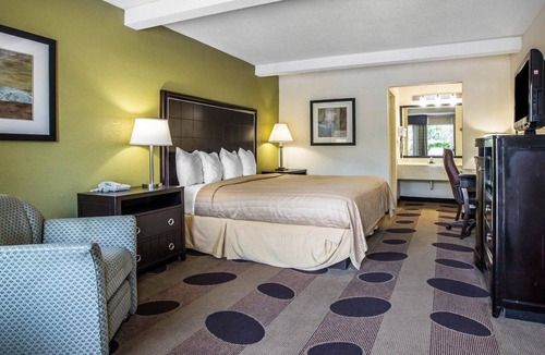 Greenwood Hotel | Quality Inn Greenwood Hwy 25