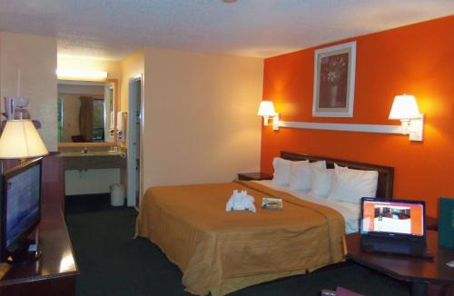 Greer Hotel | Quality Inn Greer - Greenville
