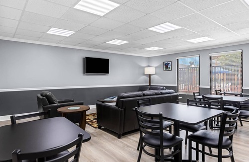 Port Wentworth Hotel | Quality Inn Port Wentworth Savannah North