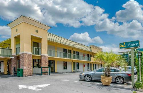 Historic District - North Hotel | Quality Inn Savannah Historic District
