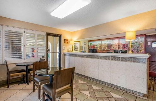 Historic District - North Hotel | Quality Inn Savannah Historic District