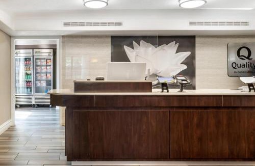 North Charleston Hotel | Quality Inn & Suites North Charleston - Ashley Phosphate