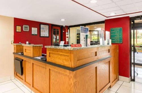 Orlando Hotel | Quality Inn & Suites Orlando Airport