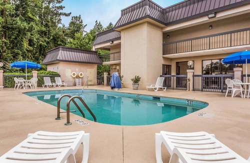 Walterboro Hotel | Quality Inn Walterboro I-95