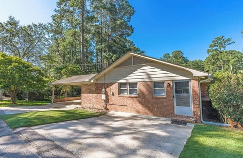 Forest Acres House | Quick Drive To Ft. Jackson, King, Full Bath,