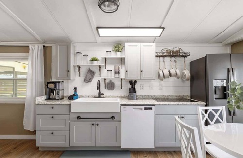 Dade City House | Quiet & Charming Dade City Home