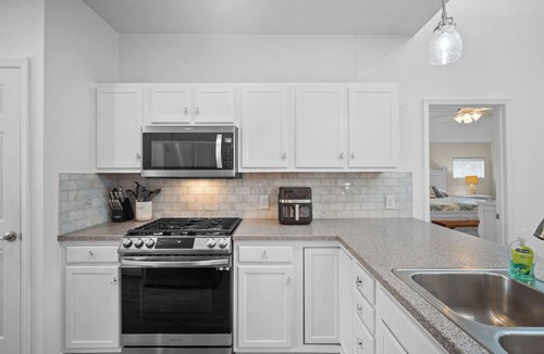 Deer Lake House | Quiet Cul De Sac, Neighborhood Pool, Golf Cart Included - 290 Whitetail Court