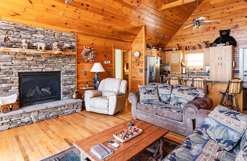 Topton Cabin | Quiet Haven Mountain Top Cabin - 3 Bedroom Cabin w/Breathtaking Views
