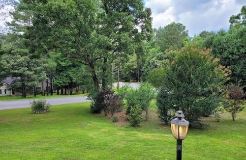 Newnan House | Quiet Lake Community with enclosed Lanai/sleeps 6