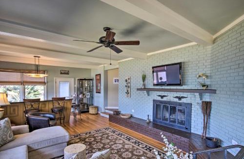 Chapin House | Quiet Lakefront Retreat w/Boat Ramp & 2 Docks