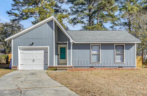 Pine Forest House | Quiet & Modern Family Home in Spring Lake