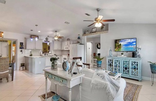 Florida Ridge House | Quiet neighbourhood 10 min to South Beach and Vero attractions