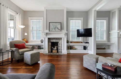 Historic Downtown Savannah Apartment | Quiet Renovated Apartment Close to Forsyth with Parking by Lucky Savannah