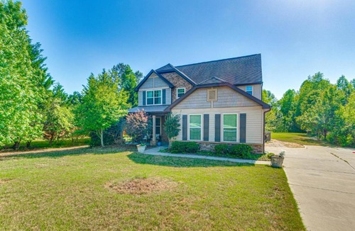 Knightdale House | Quiet & Spacious Family Retreat, 12 Mi to Raleigh
