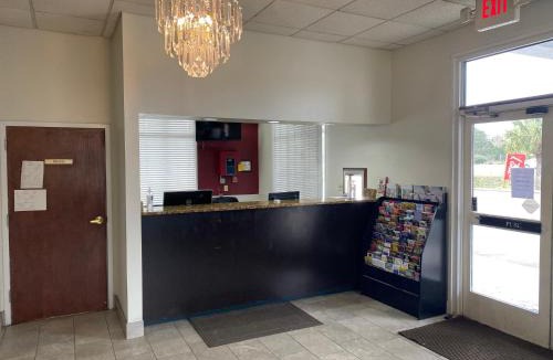 Port Wentworth Hotel | Red Roof Inn Savannah North I-95 - Port Wentworth
