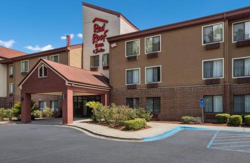 Pooler Hotel | Red Roof Inn & Suites Savannah Airport