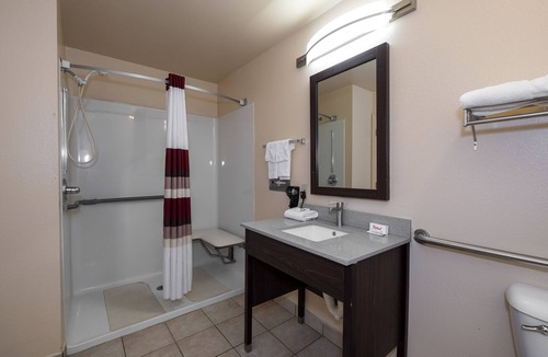 Valdosta Hotel | Red Roof Inn Valdosta - University