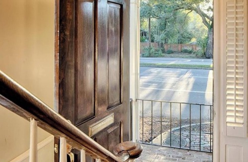 Historic District - North House | REDUCED RATES FOR SUMMER C 1821- 3 BR-2.5 bath SECURE PARKING. Walk to all!