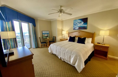 Arcadian Shores Apartment | Relax in LUXURY, OceanView Studio @606H Royale Palms-Kingston PL Resort