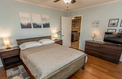 Sebastian Highlands House | 🍹🌞 Relax In Paradise! Fenced, Wi-Fi, TV, Near Beaches, Boat Parking!