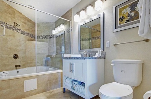 West Kissimmee Hotel | Relaxing Condo Perfect for Theme Park Adventures + Family Fun