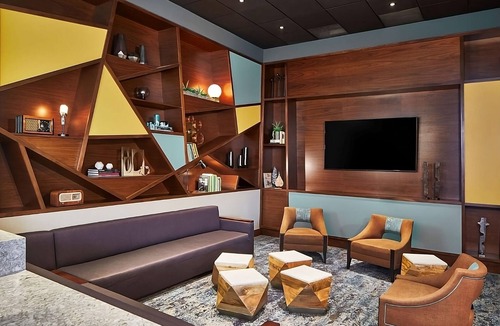 Sobro Hotel | Relaxing Haven in the Heart of Nashville! Indoor Pool, Pets Allowed, Kitchenette