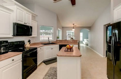 Sebastian Highlands House | ☆☀︎❀Relaxing Heated Pool!Beautiful Patio,Pet Friendly,Fenced Area, Near Beaches!